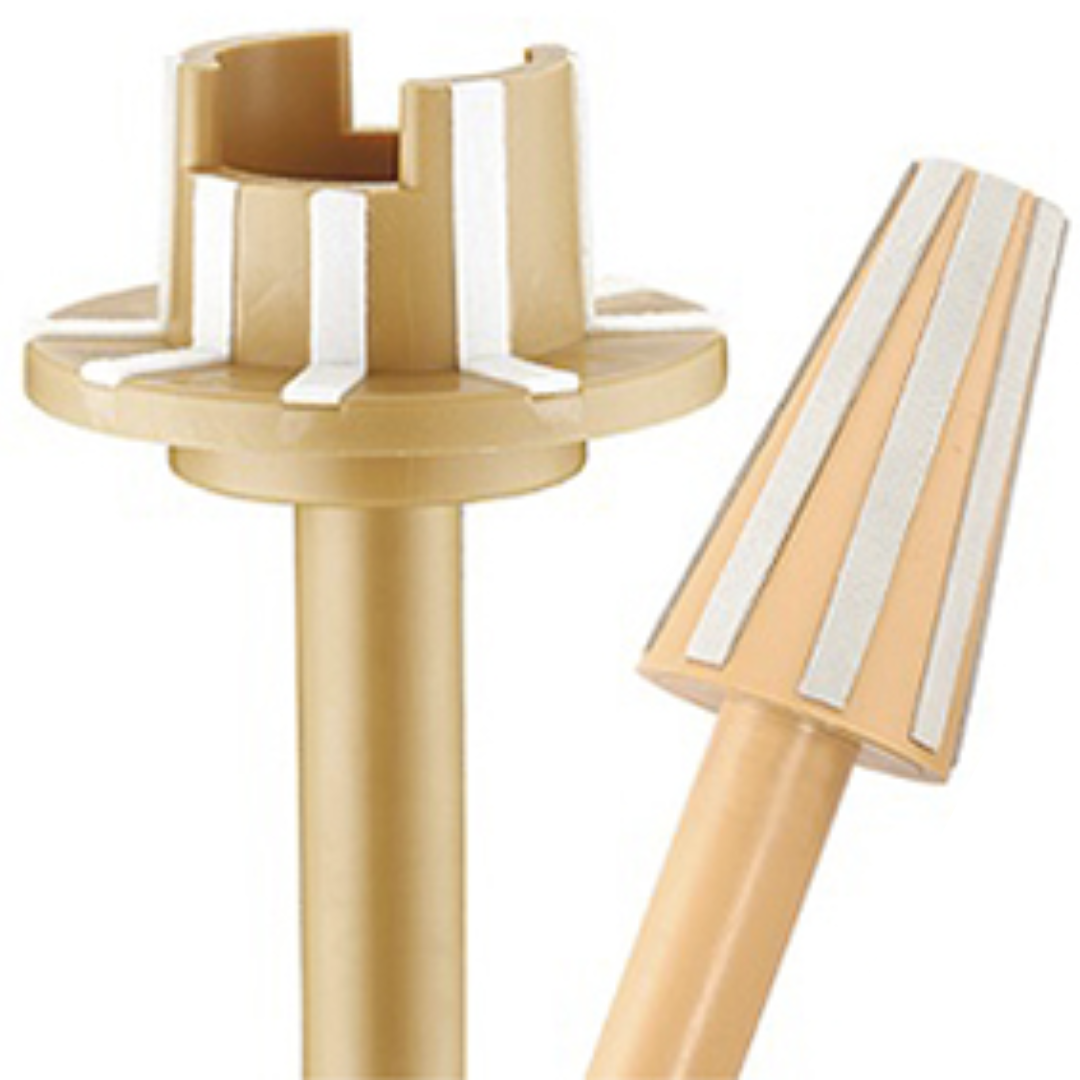 Improves machining and extends tool life by eliminating contaminants. Made with plastic and soft fibre pads for safe contact inside spindles.